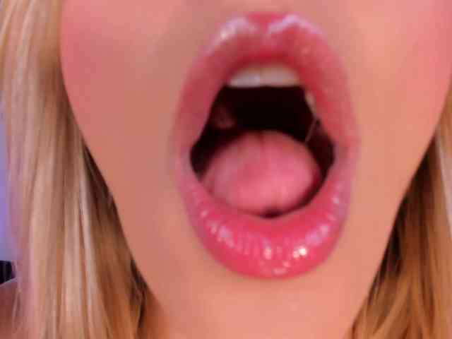 MelissaMoore webcam