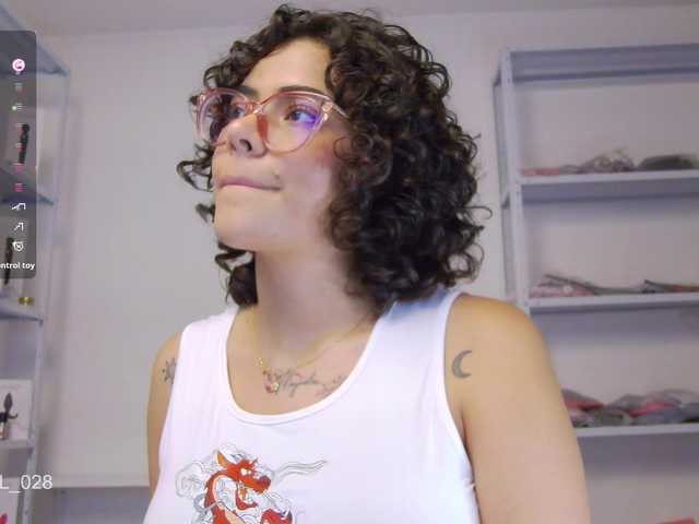 MarilynStone's BongaCams show and profile