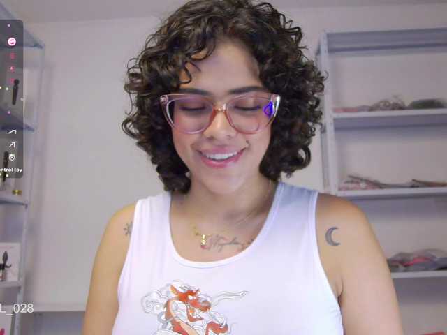 MarilynStone's BongaCams show and profile