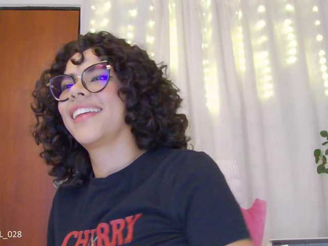 marilynstone cam belle