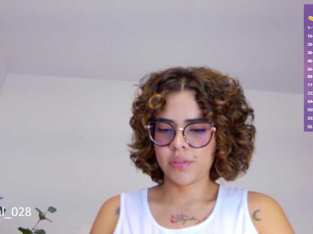 MarilynStone live cam preview