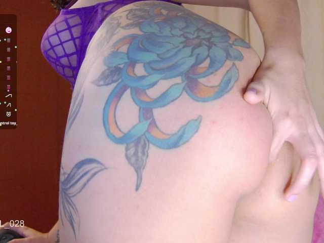 MarilynStone's BongaCams show and profile