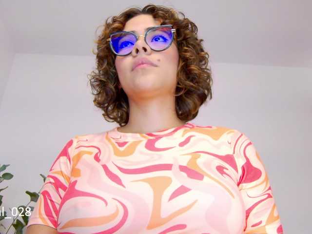 MarilynStone live cam preview