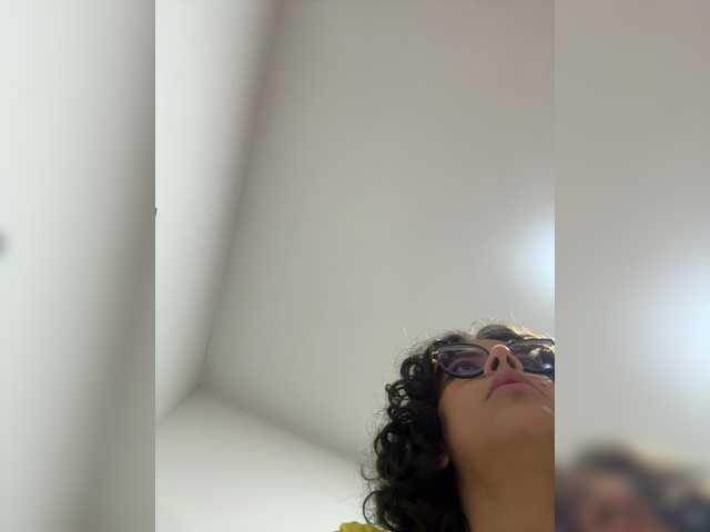 le modèle MarilynStone est en webcam porno dans un show sur le site bongacams, il possède les tags suivants: Latino/Hispanic,Brunette,Shaved