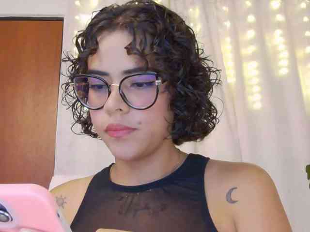 MarilynStone webcam