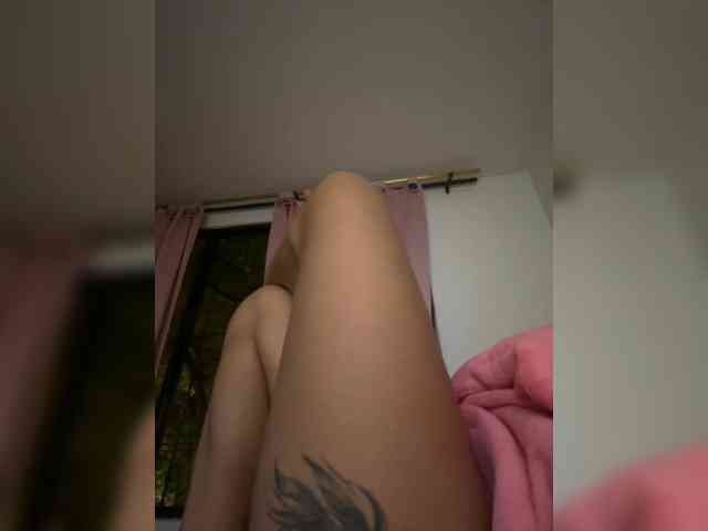 MarilynStone webcam