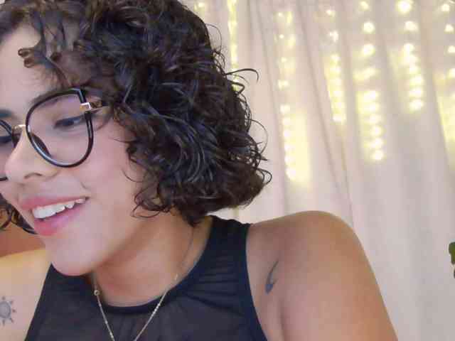 MarilynStone webcam