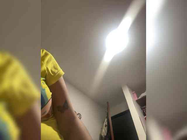 MarilynStone webcam