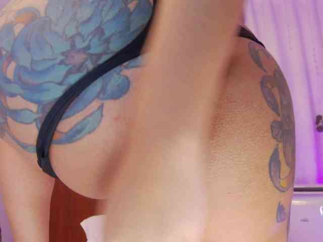 MarilynStone webcam
