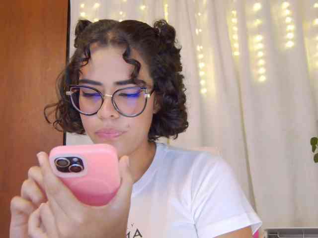 MarilynStone webcam