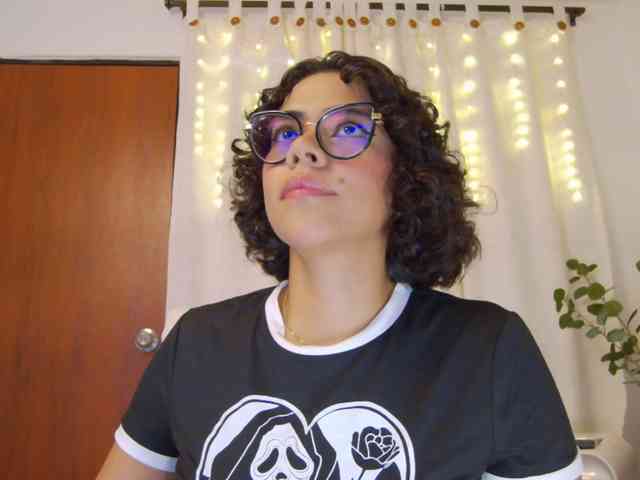 MarilynStone webcam