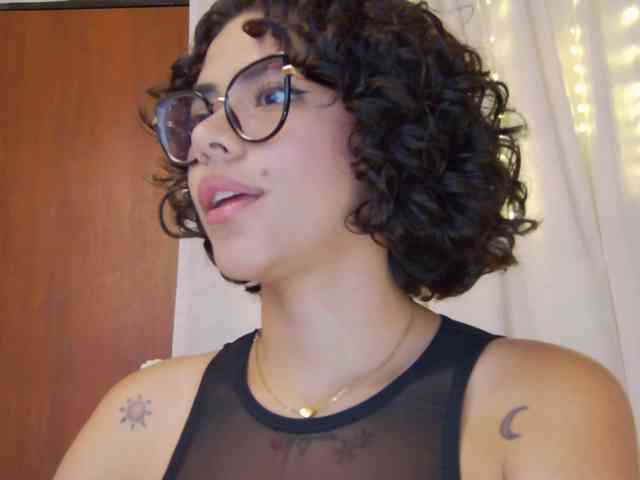 MarilynStone webcam