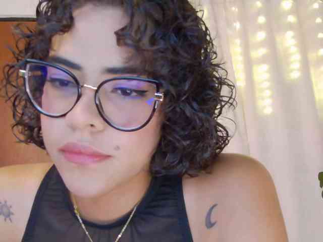 MarilynStone webcam