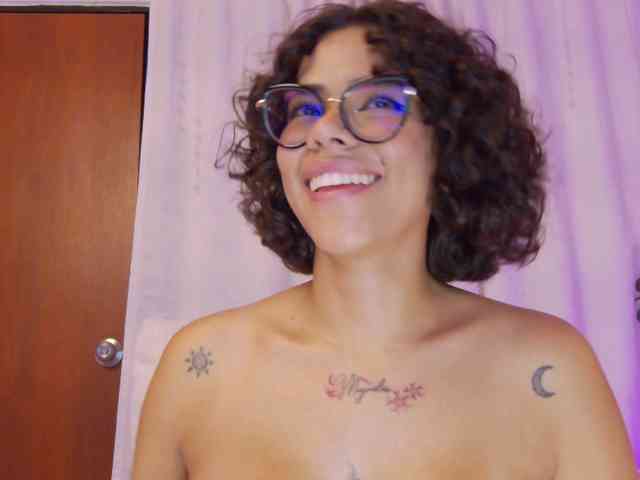 MarilynStone webcam