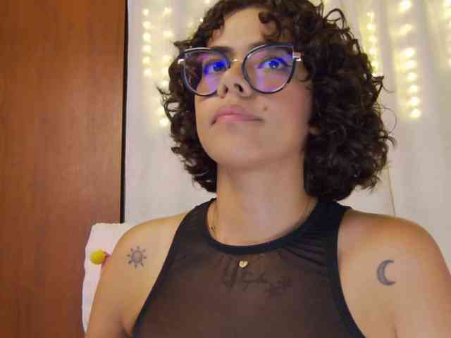 MarilynStone webcam