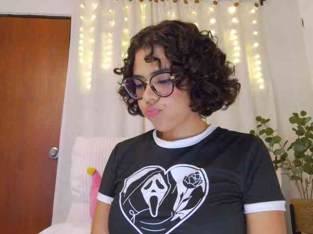 MarilynStone webcam