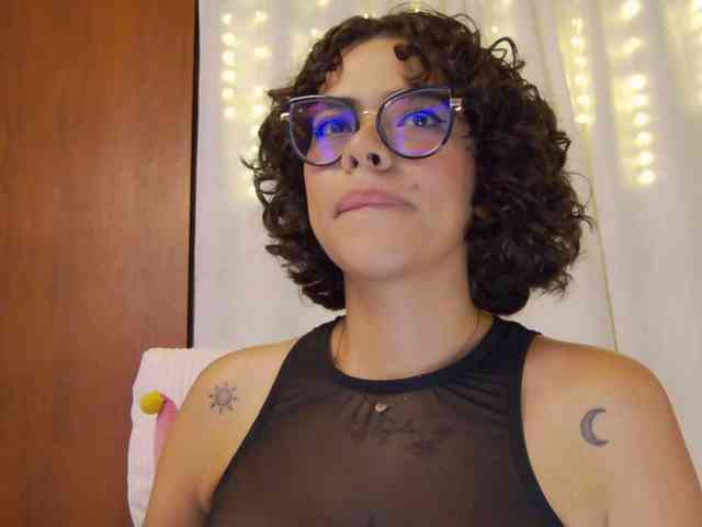 MarilynStone webcam