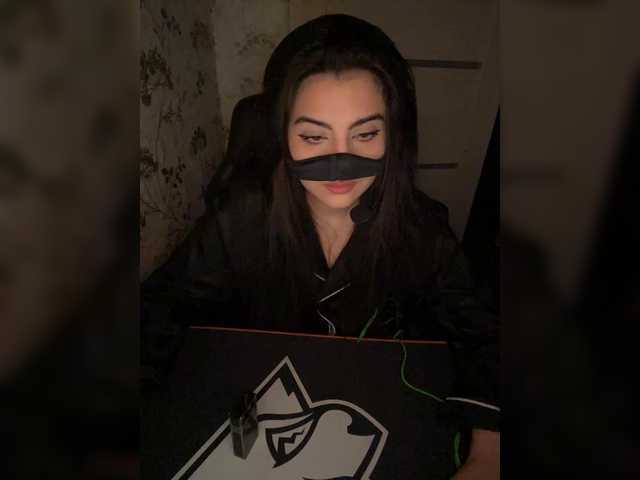 aloeloea's BongaCams show and profile