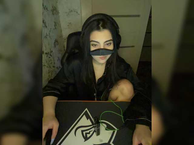 aloeloea's BongaCams show and profile