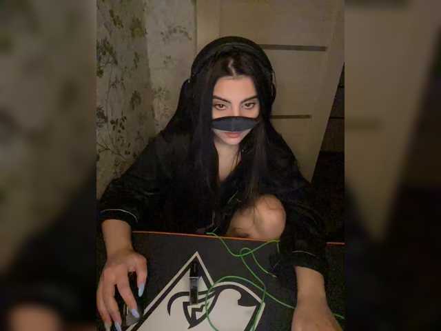 aloeloea's BongaCams show and profile