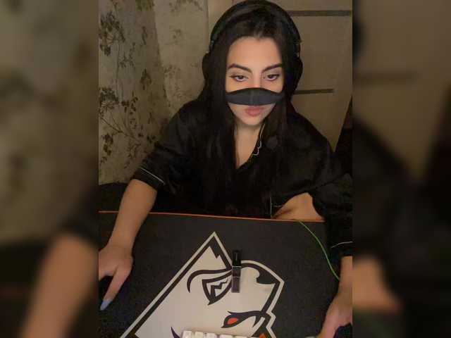 aloeloea's BongaCams show and profile