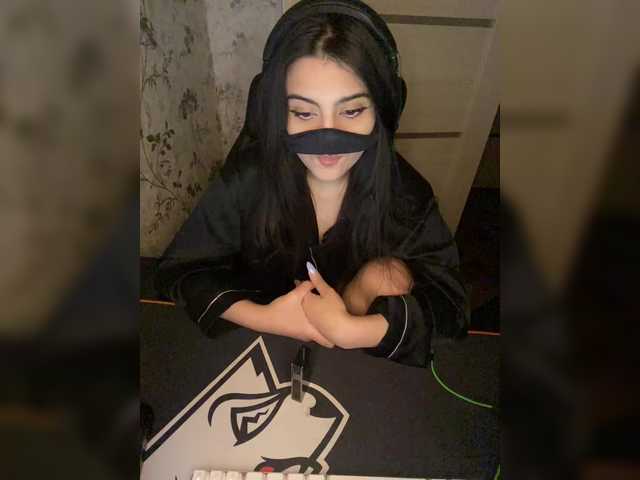 aloeloea's BongaCams show and profile