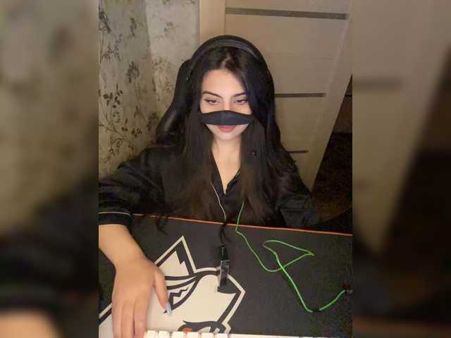 aloeloea's BongaCams show and profile