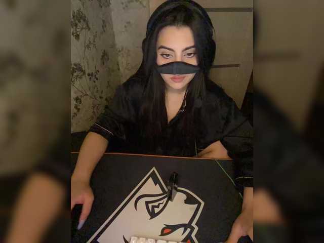 aloeloea's BongaCams show and profile