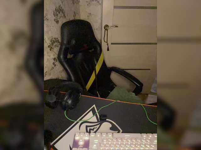 aloeloea's BongaCams show and profile