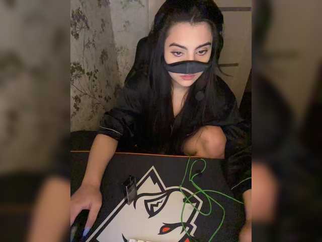 aloeloea's BongaCams show and profile