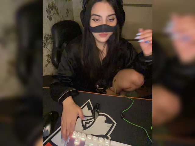 aloeloea's BongaCams show and profile