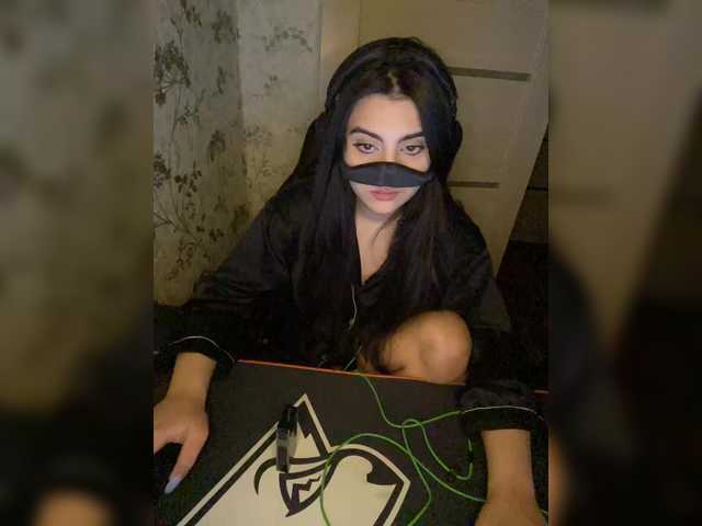 aloeloea's BongaCams show and profile