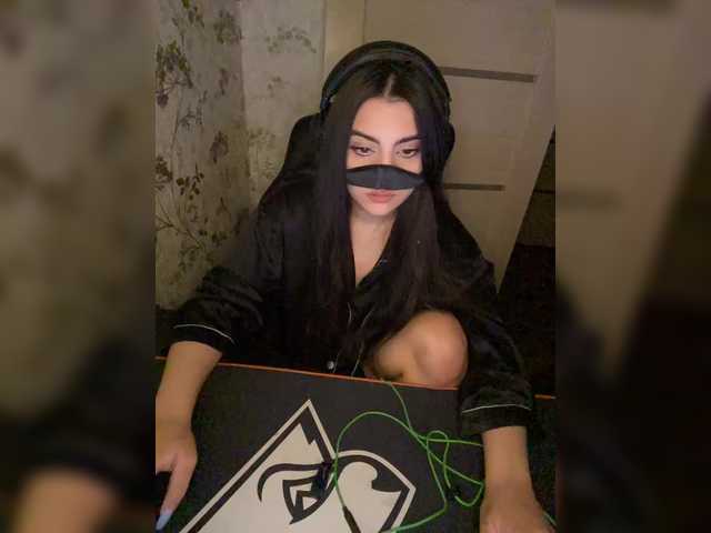 aloeloea's BongaCams show and profile