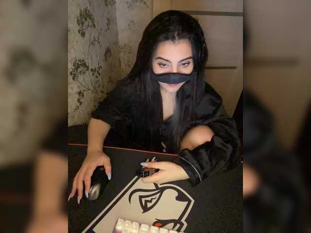 aloeloea's BongaCams show and profile