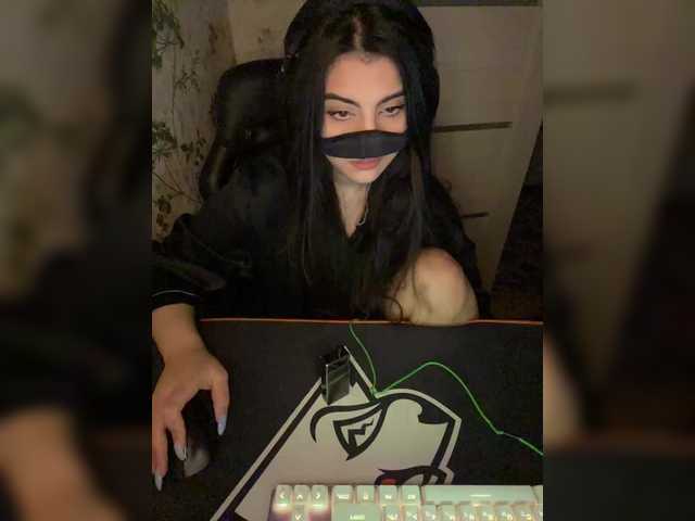 aloeloea's BongaCams show and profile