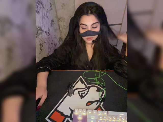 aloeloea's BongaCams show and profile