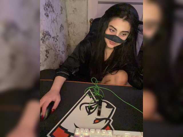 aloeloea's BongaCams show and profile