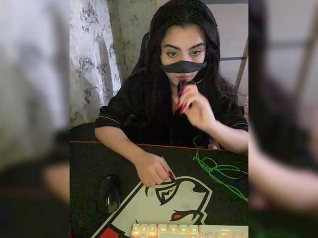 aloeloea's BongaCams show and profile