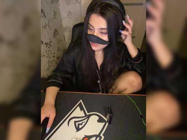 aloeloea's BongaCams show and profile