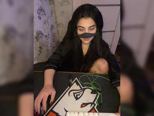 aloeloea's BongaCams show and profile