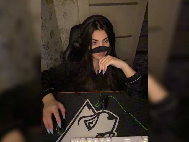 aloeloea's BongaCams show and profile