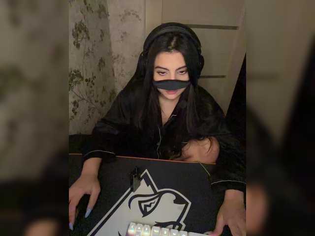 aloeloea's BongaCams show and profile