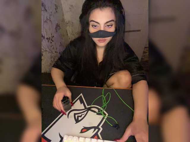 aloeloea's BongaCams show and profile