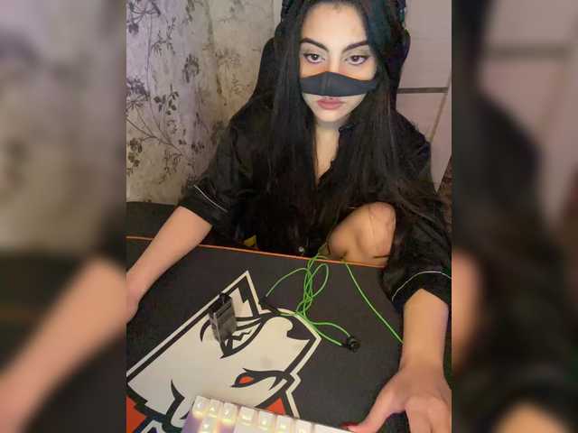 aloeloea's BongaCams show and profile