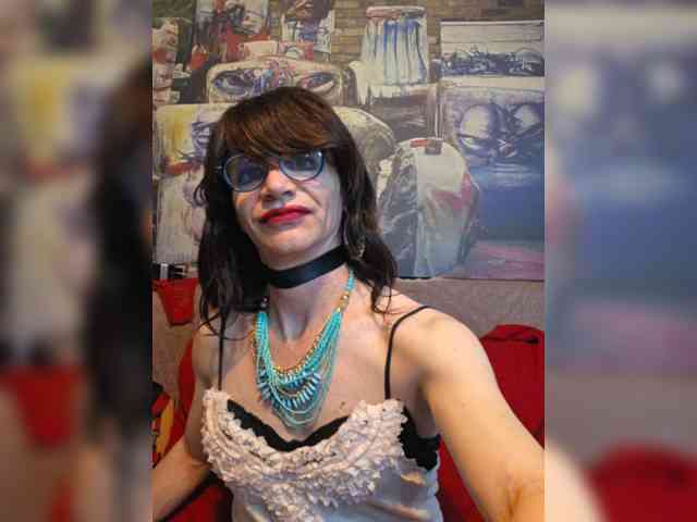 Juny-1's cam show statistics and live stream