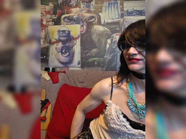 Juny-1's cam show statistics and live stream
