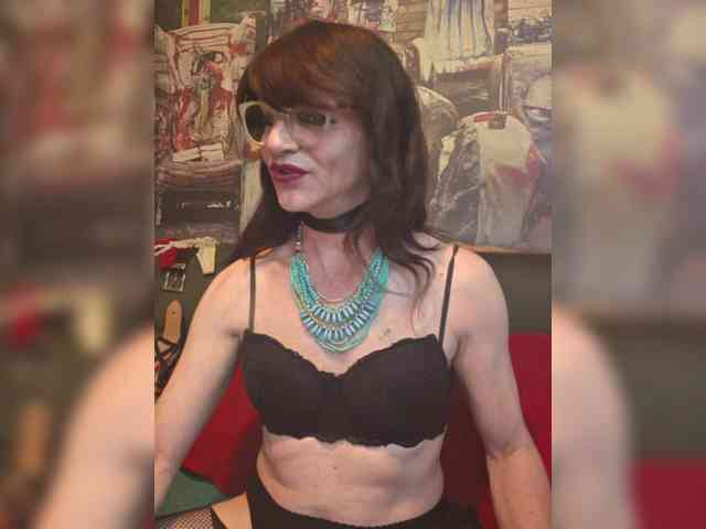 Juny-1 Sex Cam Show