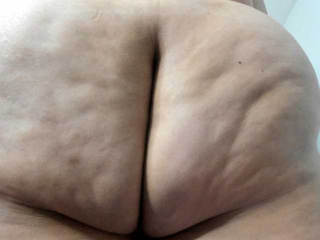 AlondraZaens live cam on BongaCams
