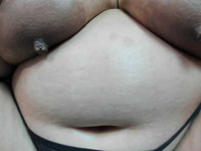 AlondraZaens live cam preview