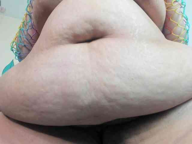 AlondraZaens webcam